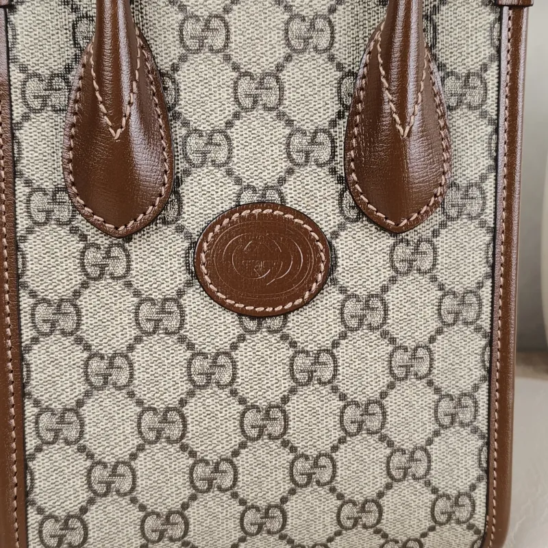 GUCCI Crossbody Bag GG Retro Collection Tote Bag Brown PVC Mini 16 × 7 × 20 cm — detail view 4 of 11