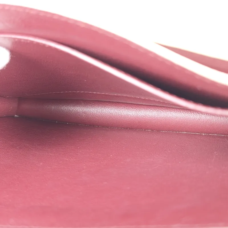 SAINT LAURENT Crossbody Bag Cassandra White Grained Calfskin Medium 22 × 5.5 × 16.5 cm — detail view 8 of 11