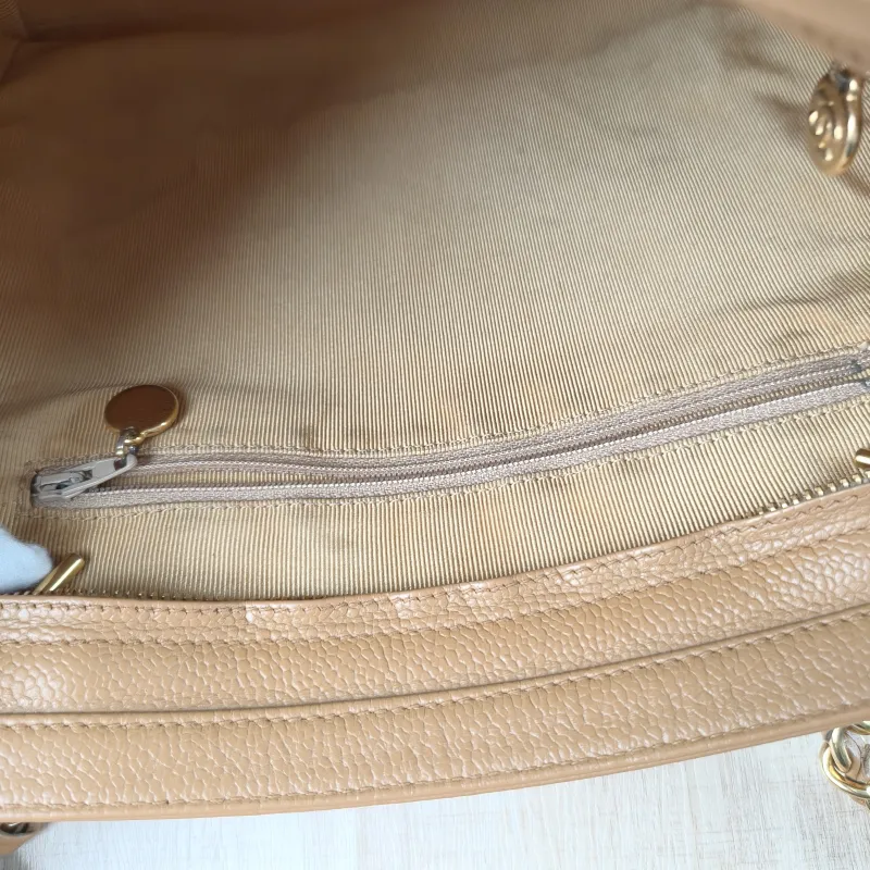 Chanel Shoulder Bag tote Brown Calfskin One Size27 × 8 × 26 cm — detail view 5 of 13