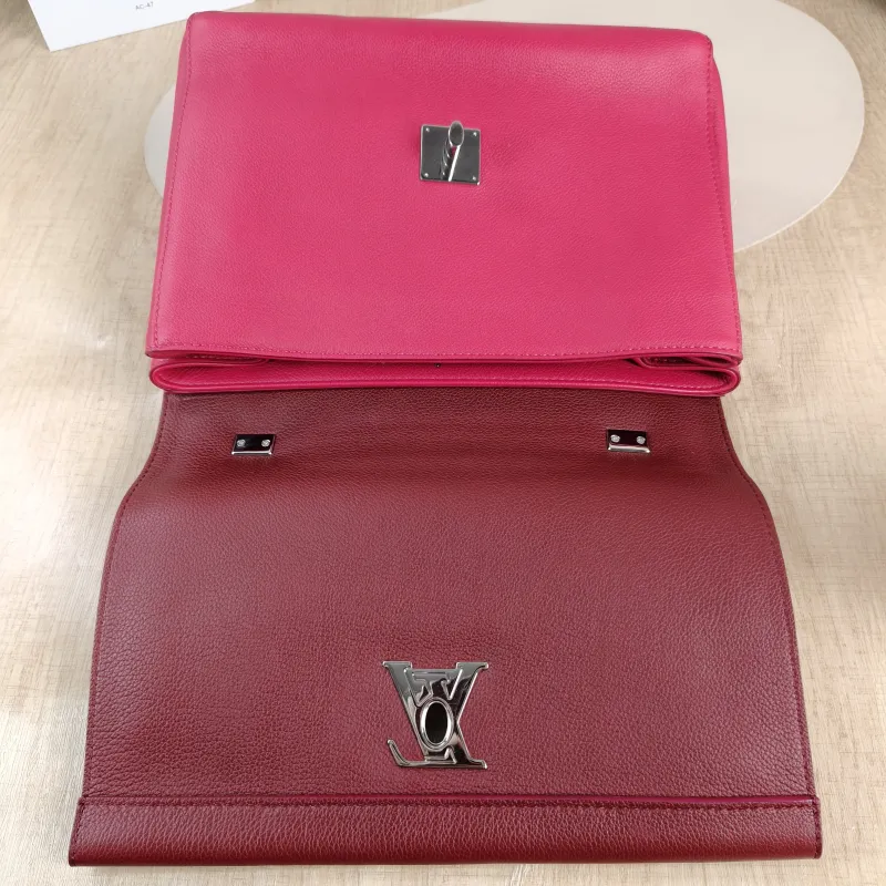 Louis Vuitton Crossbody Bag LOCKME II Shoulder Bag Colorblock Calfskin Medium 29 × 10 × 20 cm — detail view 11 of 14