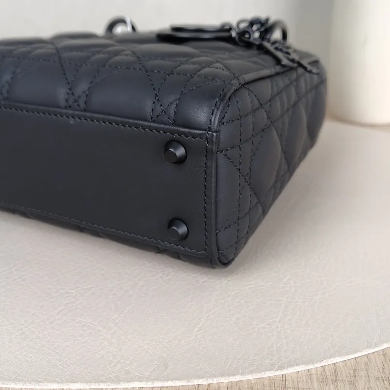 DIOR Crossbody Bag Lady Lady Dior Bag Black Lambskinmini17 × 7 × 15 cm — detail view 10 of 13