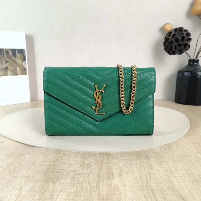 SAINT LAURENT Crossbody Bag CASSANDRE ENVELOPE Green Calfskin One Size 22.5 × 4 × 14 cm