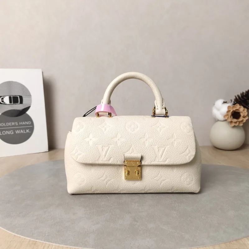 Louis Vuitton Crossbody Bag MADELEINE White Empreinte Embossed Calfskinnano21 × 6 × 12.5 cm