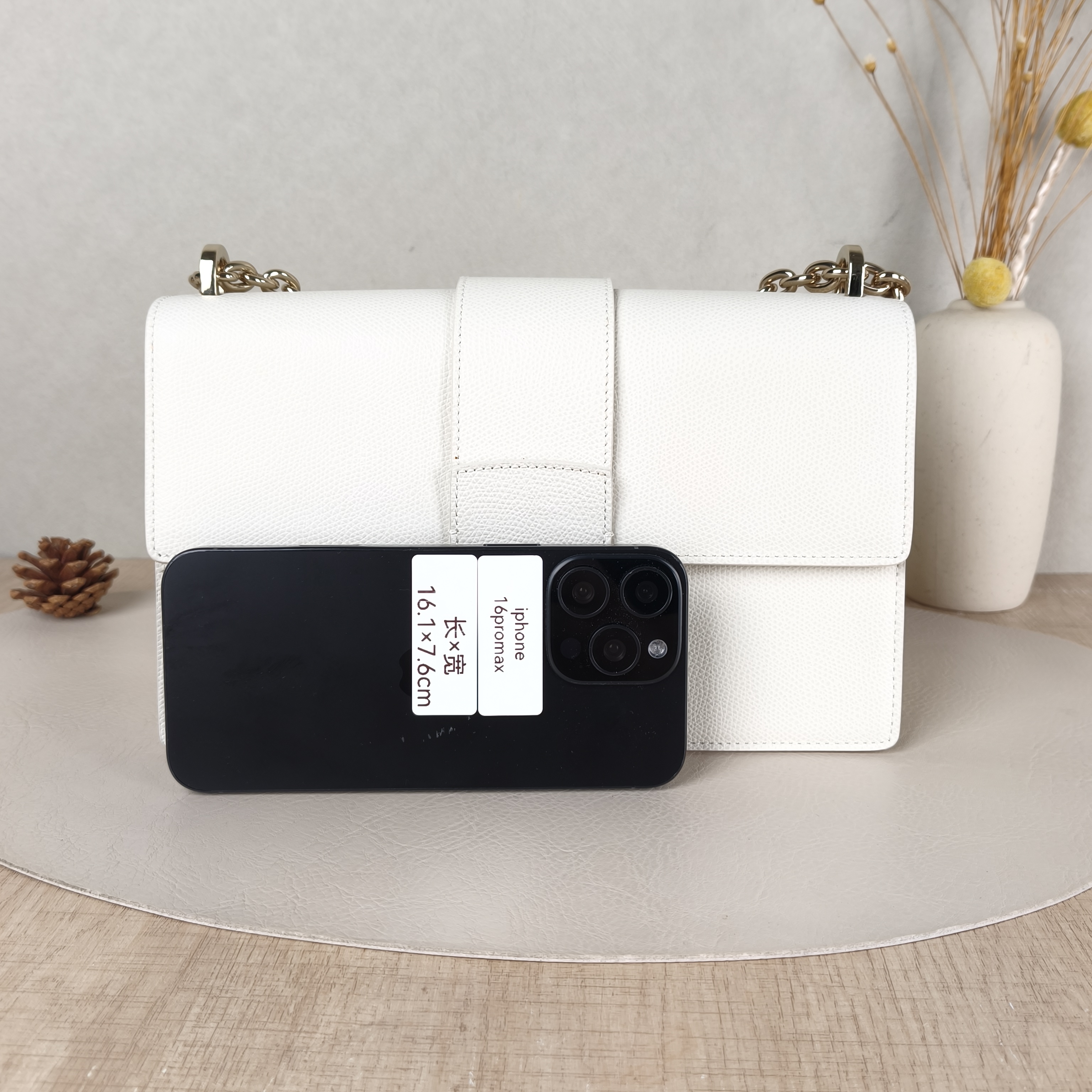 DIOR Crossbody Bag30Montaigne 30White Calfskin Medium25 × 9 × 16.5 cm — cover view 5 of 5