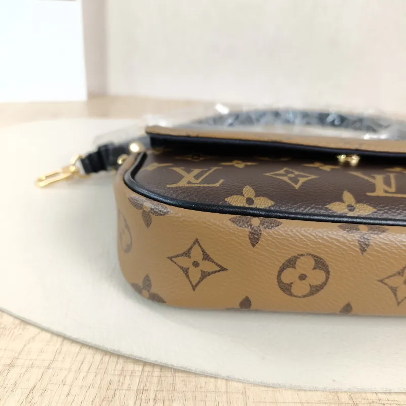 Louis Vuitton Crossbody Bag IVY Monogram PVC Small 23.5 × 4.3 × 12 cm — detail view 3 of 13