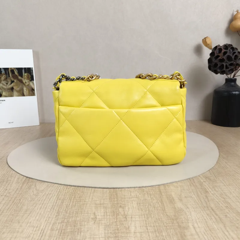 Chanel Crossbody Bag19Bag Yellow Lambskin Small26 × 9 × 16 cm — cover view 6 of 6