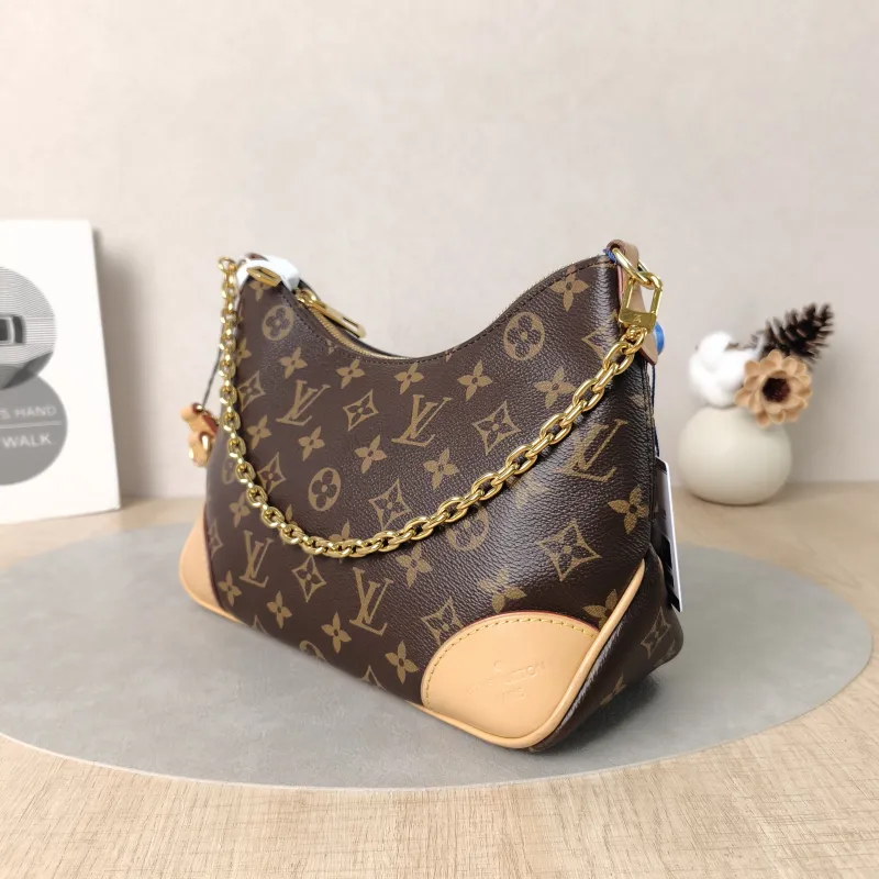 Louis Vuitton Crossbody Bag Boulogne PVC Small26 × 9.5 × 16 cm — cover view 2 of 5