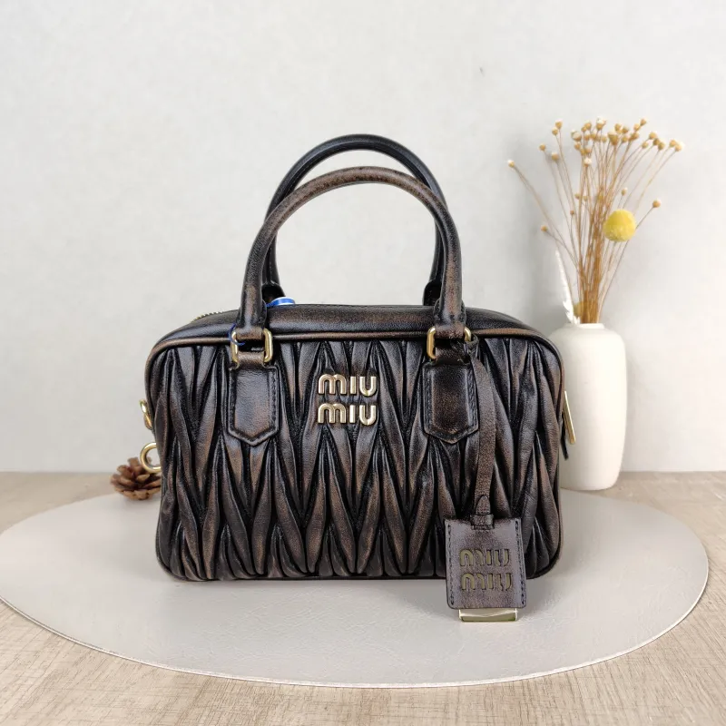 Miumiu Top Handle Bag Arcadie MatelasséCollection Edition Lambskin 25 × 8 × 15.5 cm