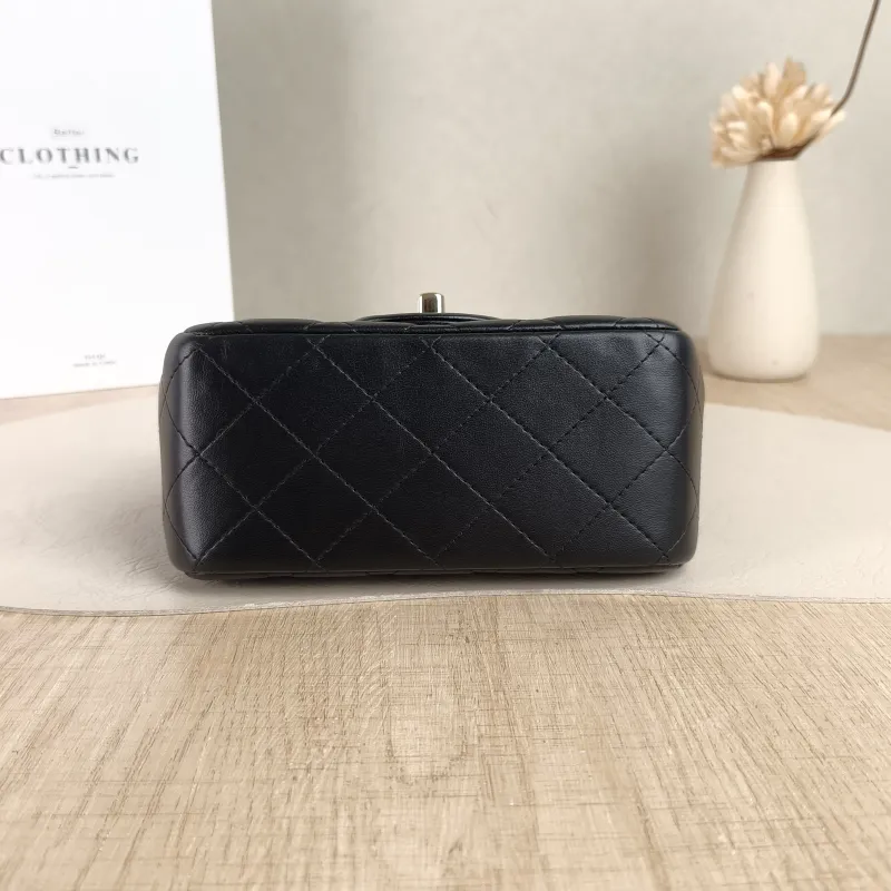 Chanel Crossbody Bag Classic Flap Mini CF Mini Black SL ambskinmini17 × 8 × 13.5 cm — cover view 4 of 5