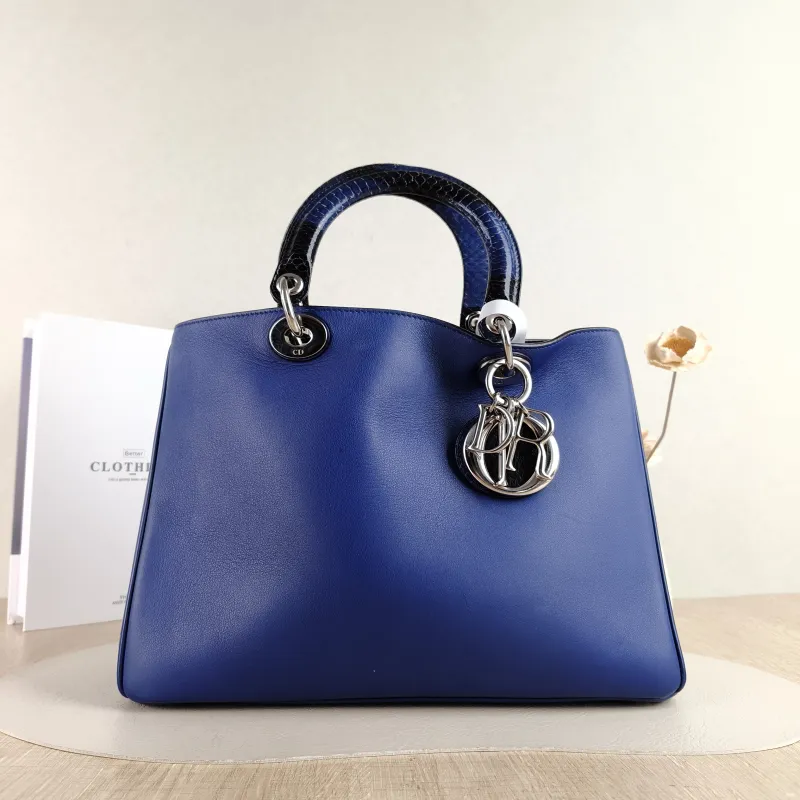 DIOR Top Handle Bag issimo Tote Bag Navy Calfskin · Medium 32 × 11 × 23 cm