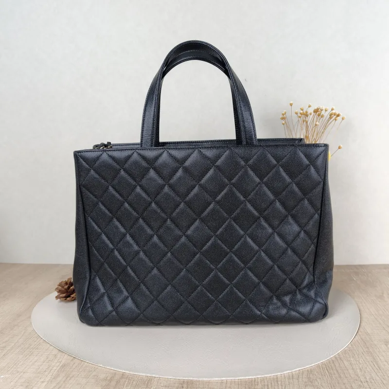 Chanel Shoulder Bag Tote Bag Black Calfskin One Size35 × 13 × 25.5 cm — cover view 3 of 5
