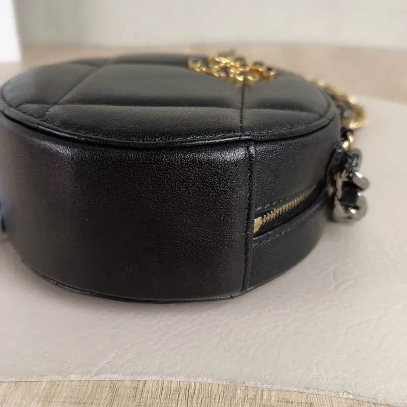 Chanel Crossbody Bag19bag Black Lambskinmini12 × 4.5 × 12 cm — detail view 5 of 12