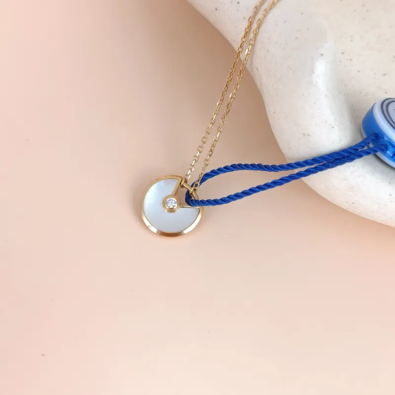 CARTIER Necklace Amulette de Necklace Pearl · White Mother-of-Pearl 18KY ellow Gold Small 41cm — cover view 6 of 8