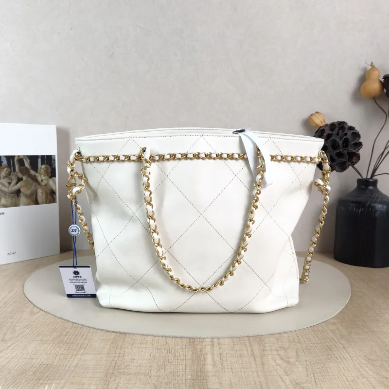 Chanel Shoulder Bag Tote Bag White Gold Calfskin One Size 25 × 7 × 24 cm 31 — cover view 2 of 5
