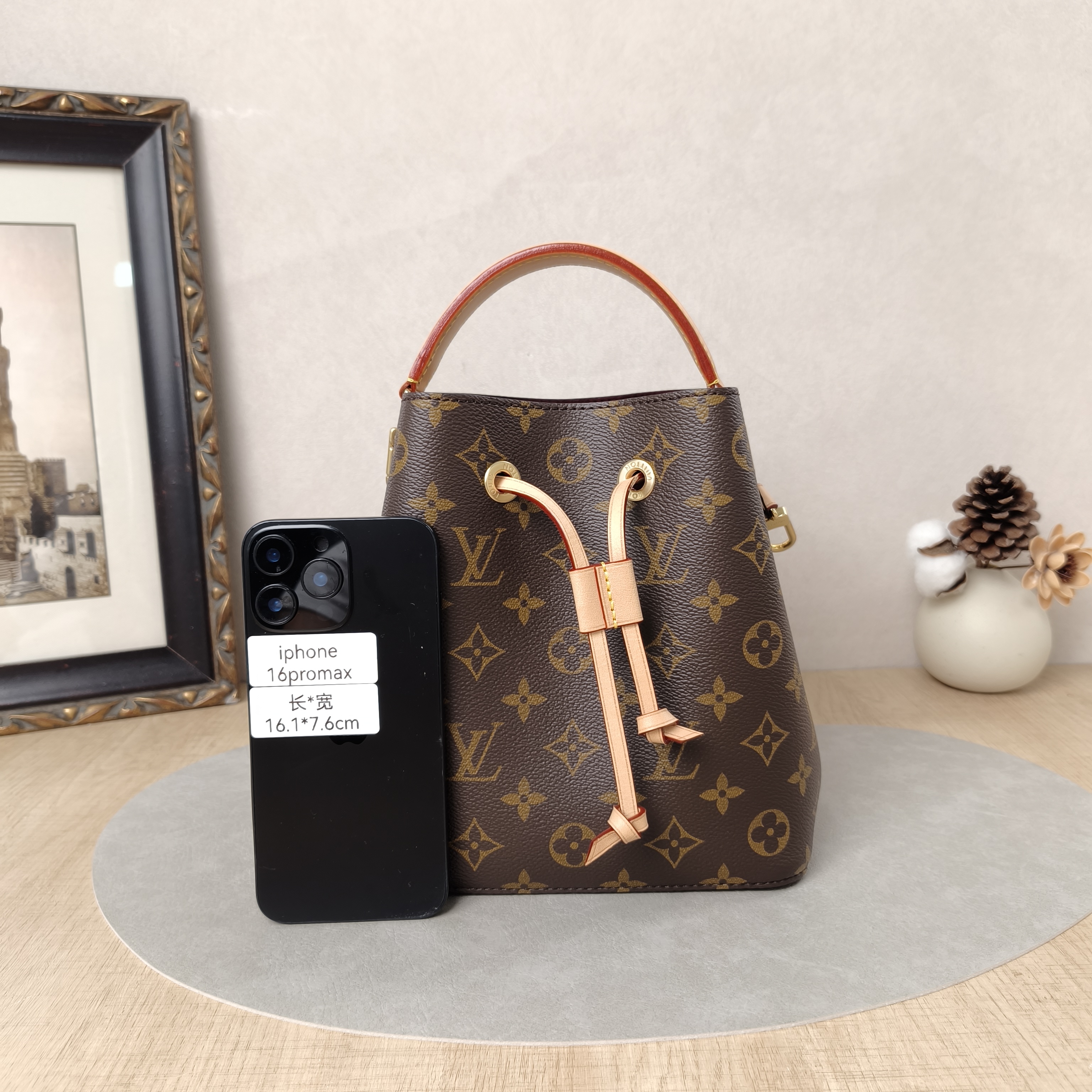 Louis Vuitton Crossbody Bag NÉONOÉ Bucket Bag BB Monogram PVCBB20 × 13 × 20 cm — cover view 4 of 6