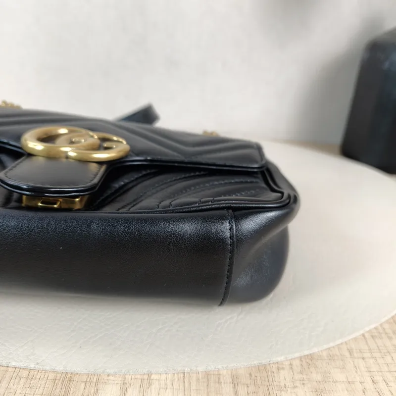 GUCCI Crossbody Bag GG Marmont Small Marmont 22 Black CC alfskin Small 22 × 6 × 13 cm — detail view 9 of 13