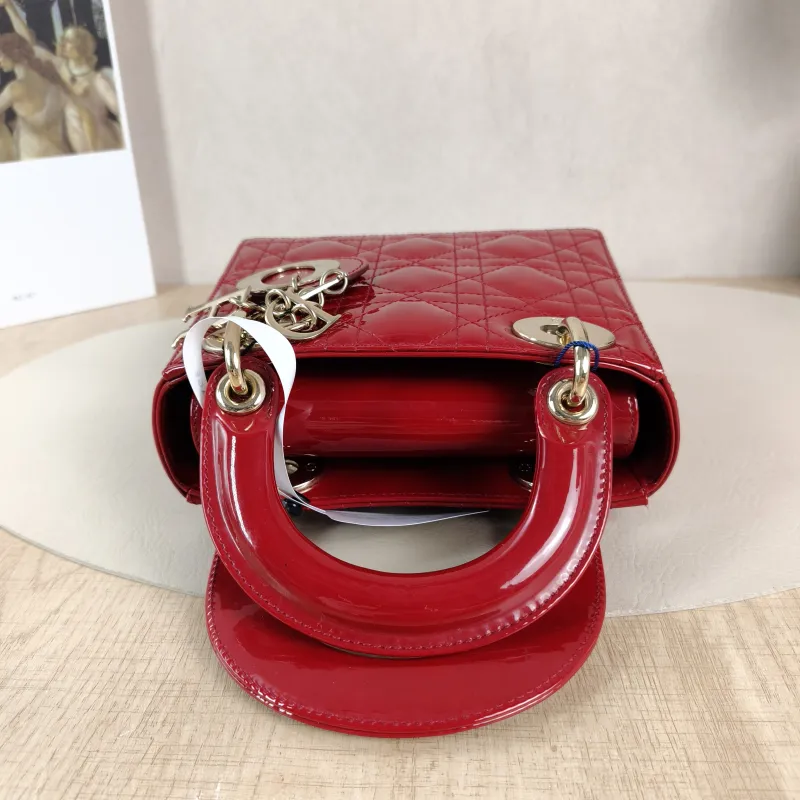 DIOR Crossbody Bag Lady Lady Dior Bag Red Patent Leathermini17 × 7 × 15 cm — detail view 3 of 13