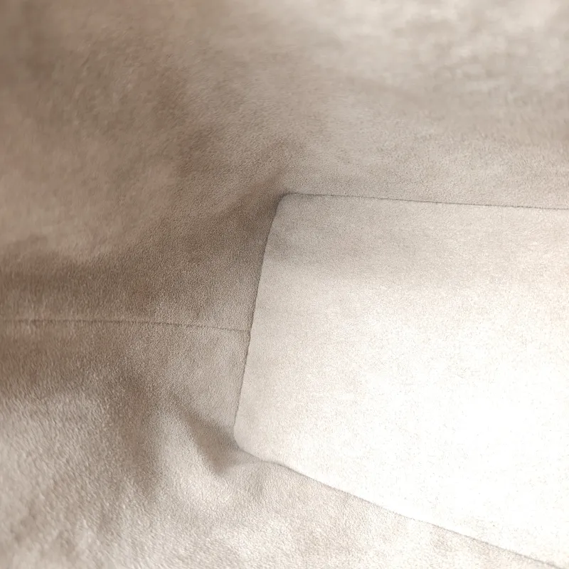 Louis Vuitton Crossbody Bag NANO NOÉ Bucket Bag Nano · White Empreinte Embossed Calfskin nano 13 × 10 × 16 cm — detail view 1 of 9