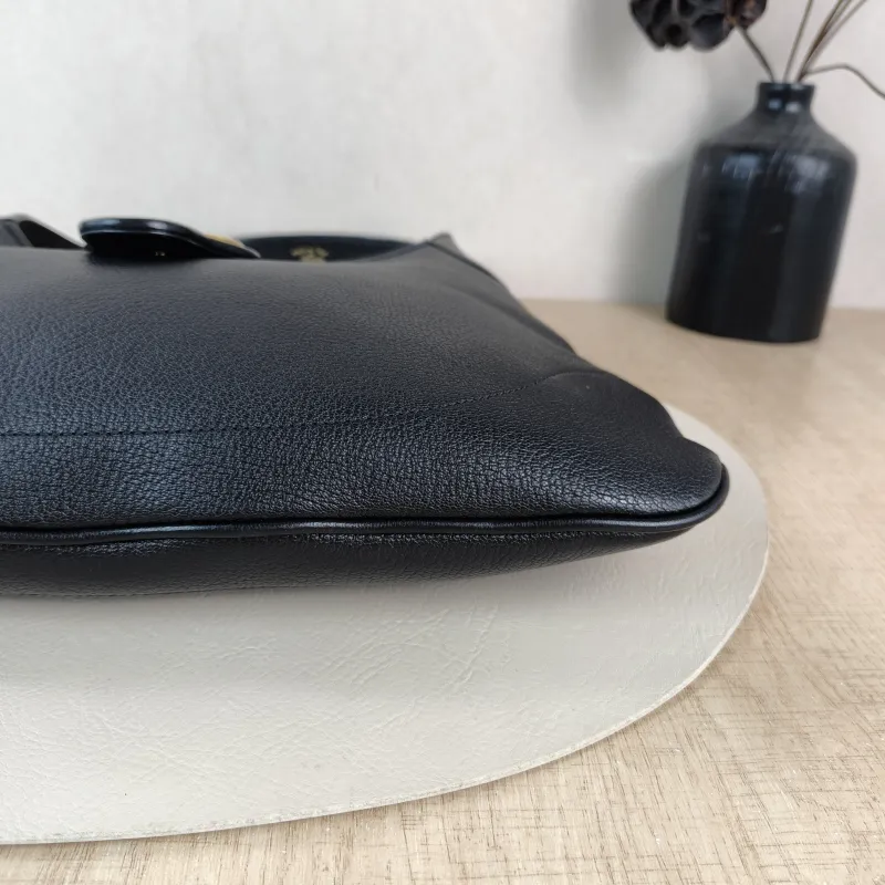 GUCCI Shoulder Bag Aphrodite Hobo Black Calfskin Medium 39 × 2 × 38 cm — detail view 3 of 12