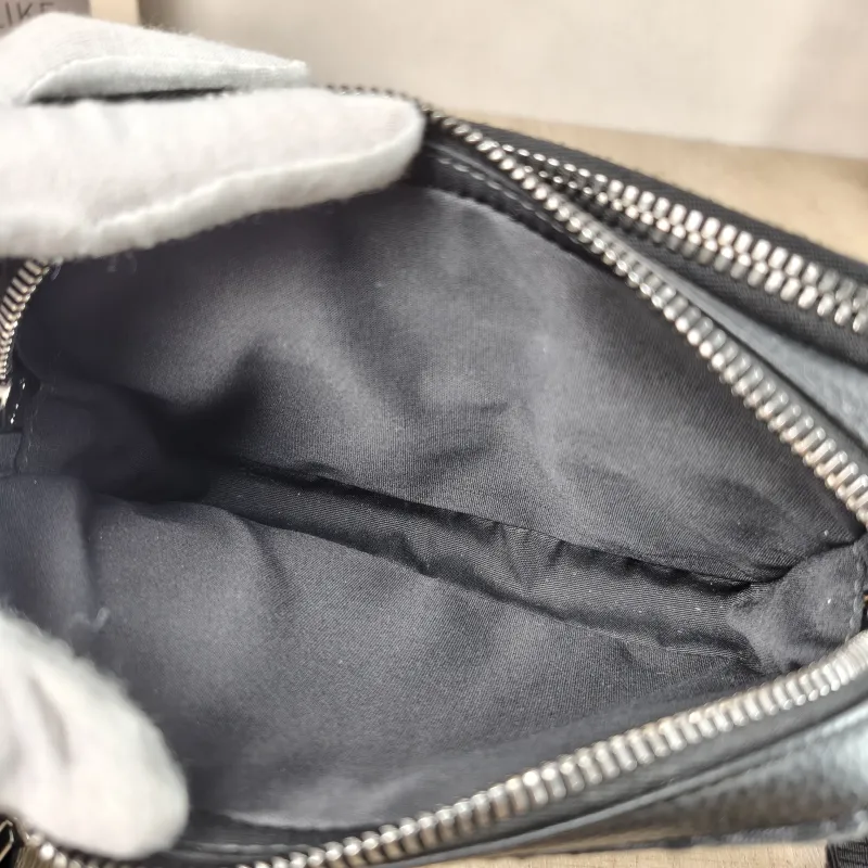 DIOR Shoulder Bag oblique Shoulder Bag Black Monogram Canvas 17 × 5 × 12 cm — detail view 7 of 10