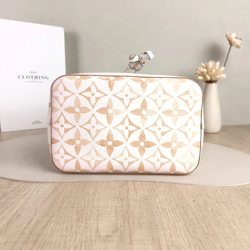 Louis Vuitton Crossbody Bag NÉONOÉ Bucket Bag BB PVC BB 20 × 13 × 20 cm — cover view 2 of 5