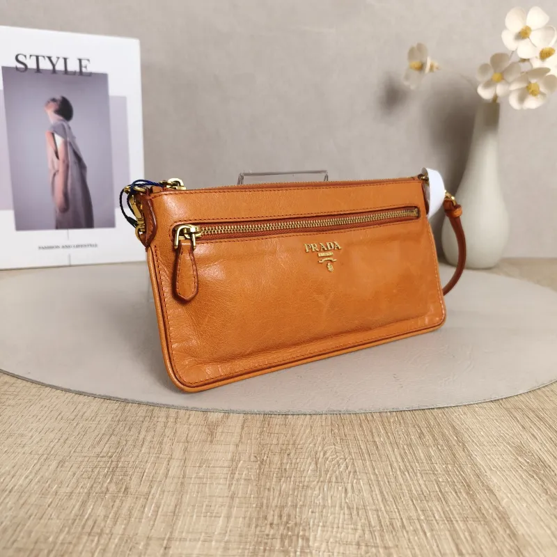 PRADA Pre-Owned Bag · DS60603202 — cover view 2 of 9