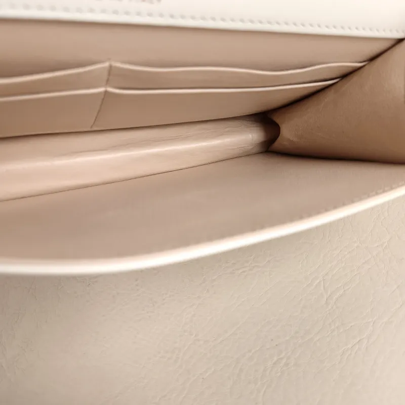 Chanel Top Handle Bag White One Size 21 × 4 × 11.5 cm — detail view 8 of 10