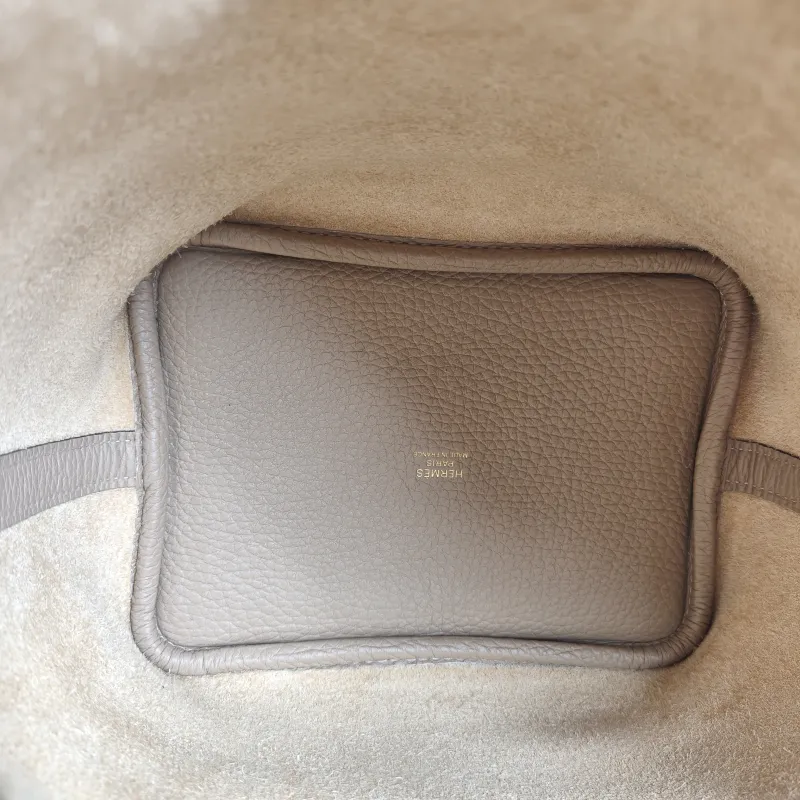 Hermès Top Handle Bag Picotin Lock 18 18 S2 TC Calfskin Small 18 × 13 × 18 cm B — detail view 6 of 8