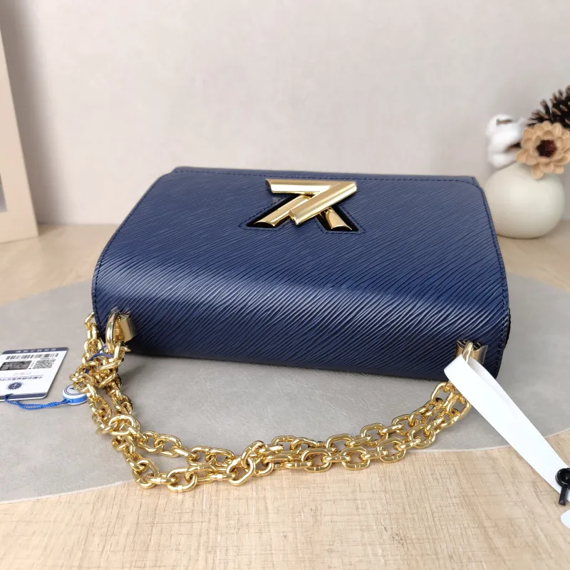 Louis Vuitton Crossbody Bag Twist Navy Epi Embossed Calfskin Medium 23 × 9.5 × 17 cm — detail view 10 of 14