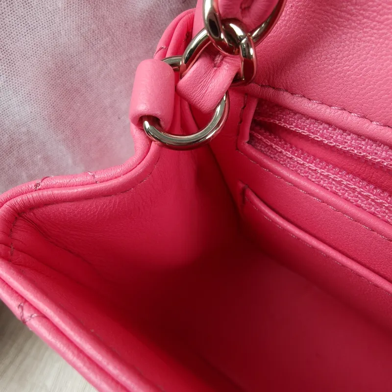Chanel Crossbody Bag Classic Flap Large Mini CF Mini Pink Lambskin mini20 × 6 × 12 cm — detail view 13 of 13