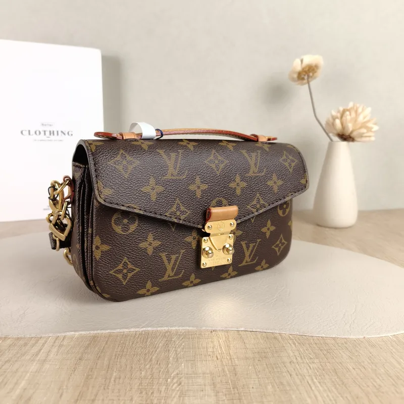 Louis Vuitton Crossbody Bag Pochette Métis East West Monogram PVC Small 21.5 × 6 × 13.5 cm — cover view 4 of 5