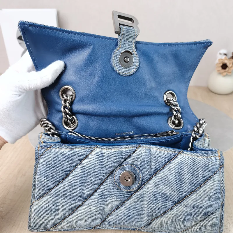 BALENCIAGA Shoulder Bag CRUSH Chain Bag Blue Small 25 × 8 × 15 cm — detail view 8 of 12