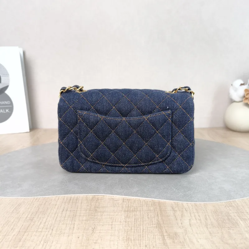 Chanel Crossbody Bag Classic Flap Large Mini CF Mini Navy mini 20 × 6 × 12 cm — cover view 2 of 5