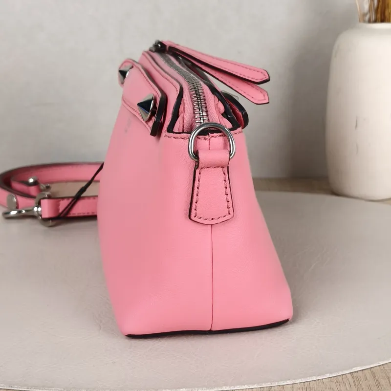 FENDI Crossbody Bagby the way Pink Calfskinmini20 × 9 × 12 cm — detail view 4 of 12