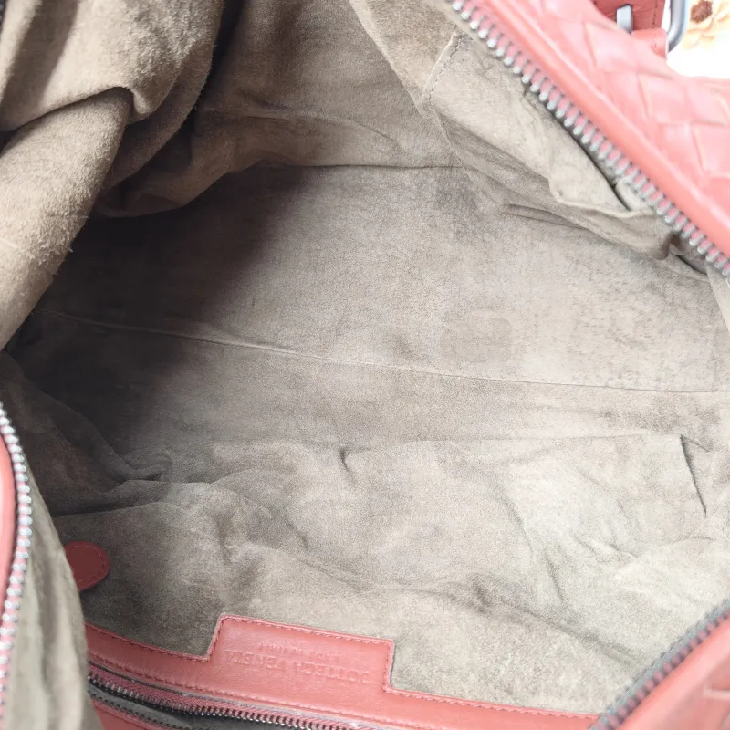 Bottega Veneta Top Handle Bag Woven Top Handle Bag Lambskin 29 × 15 × 21 cm — detail view 1 of 11