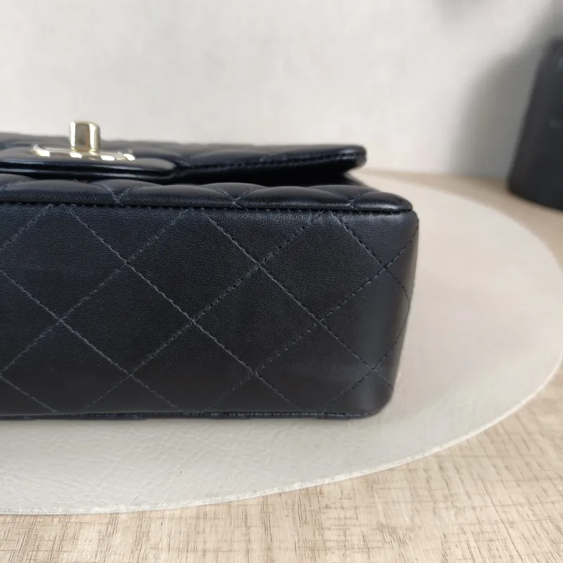 Chanel Crossbody Bag Classic Flap Large Mini CF Mini Black SL ambskin mini 20 × 6 × 12 cm — detail view 5 of 12