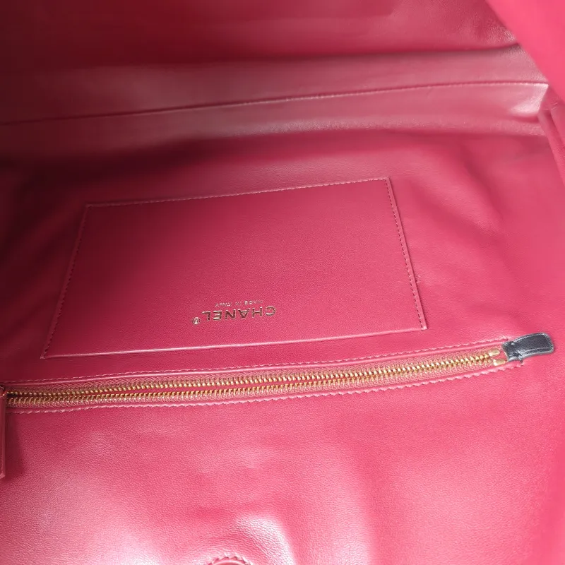 Chanel Shoulder Bag tote Black Lambskin One Size 41 × 9 × 27 cm — detail view 4 of 12