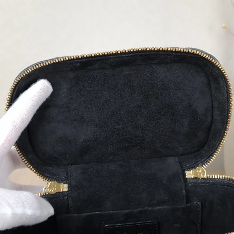 DIOR Top Handle Bag Travel Vanity Cosmetic Bag Black Lambskin Canvas 18.5 × 10 × 14 cm — detail view 3 of 11