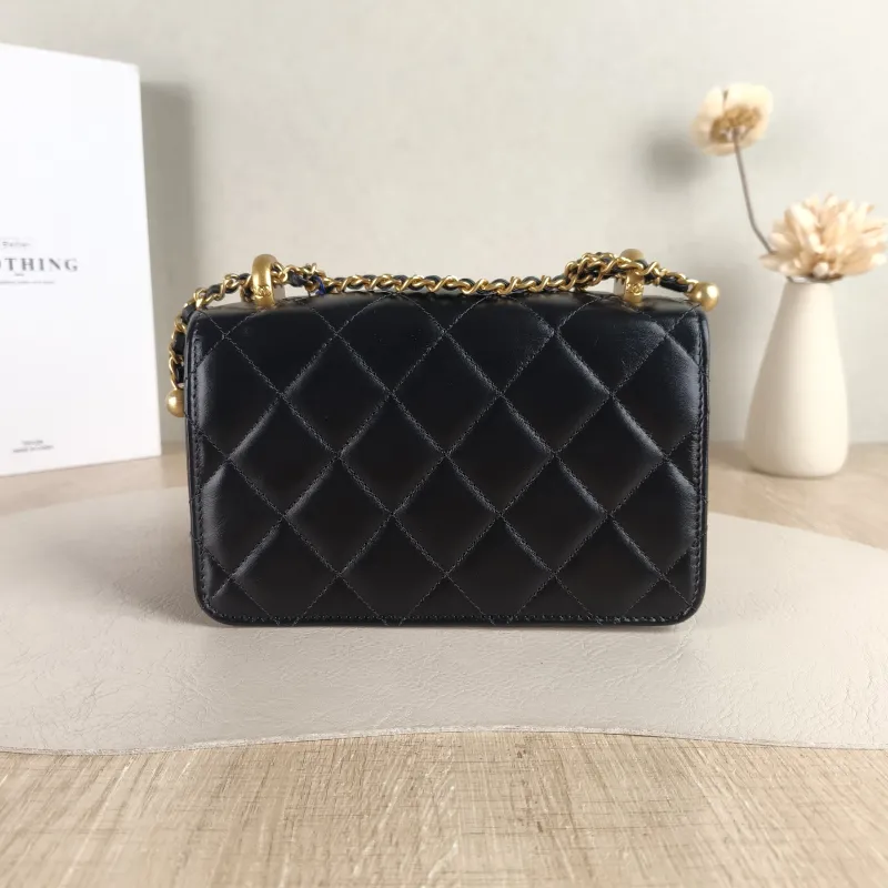 Chanel Crossbody Bag Black Calfskin Small 19 × 8 × 12 cm — cover view 3 of 6