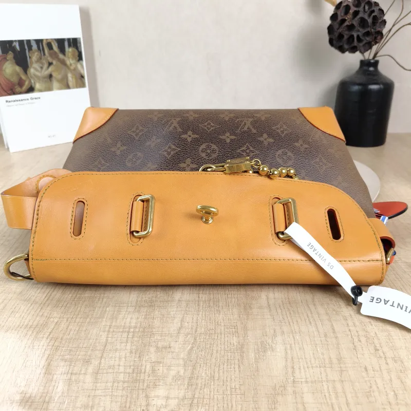 Louis Vuitton Crossbody Bag Steamer Messenger Bag Brown PVC One Size30 × 10 × 20 cm — detail view 4 of 12