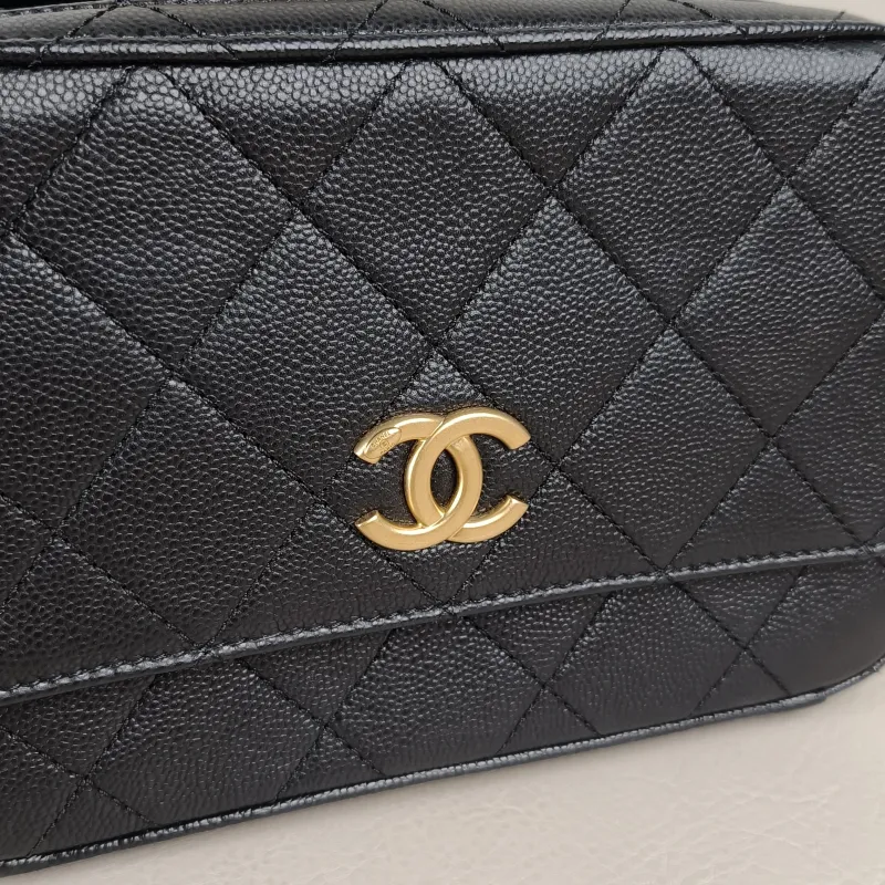 Chanel Crossbody Bag Camera Bag Black Grained Calfskin One Size20 × 7.5 × 12.5 cm — detail view 10 of 15