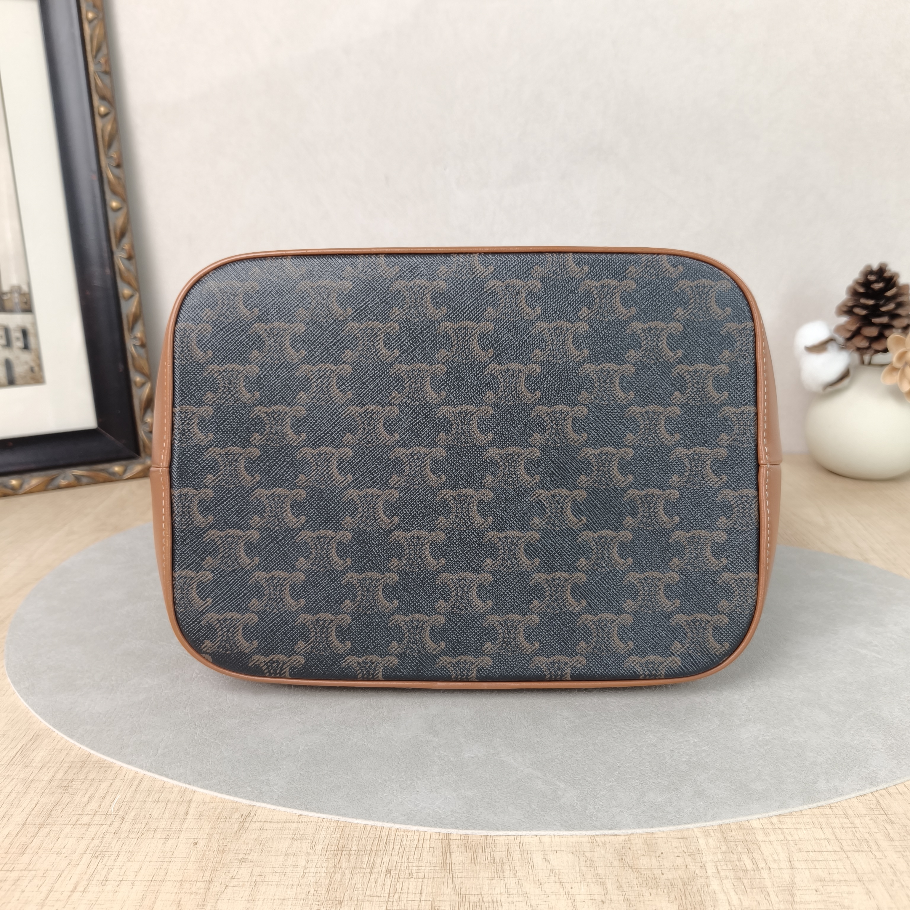 CELINE Crossbody Bag Triomphe Bucket Bag Monogram PVC Medium24 × 18 × 27 cm — cover view 6 of 6