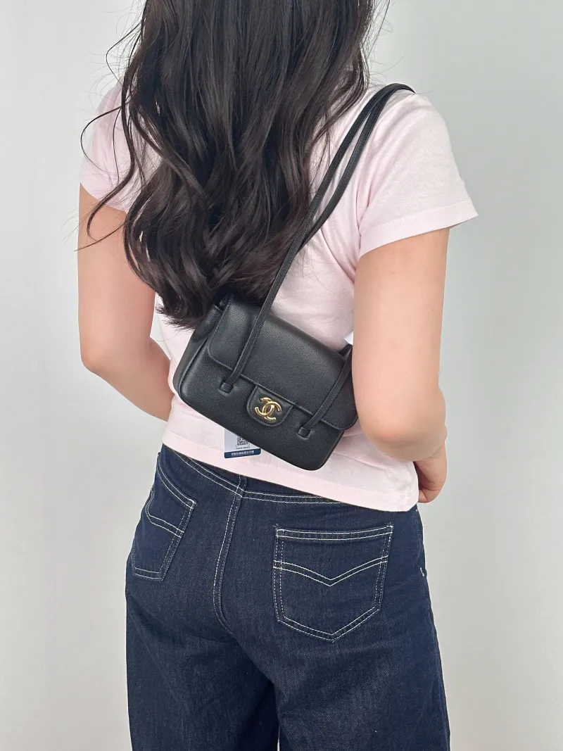 Chanel Crossbody Bag preppy coco Black Grained Calfskin Mini 17 × 5 × 11.5 cm — on-model view 2 of 2