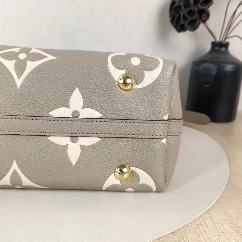 Louis Vuitton Crossbody Bag Carryall Calfskin Small 29.5 × 12 × 24 cm — detail view 4 of 12