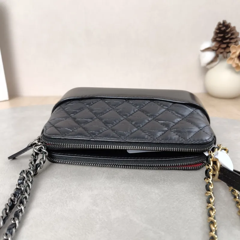 Chanel Crossbody Bag Gabrielle Gabrielle Bag Black Calfskinmini19 × 4 × 10 cm — detail view 14 of 15
