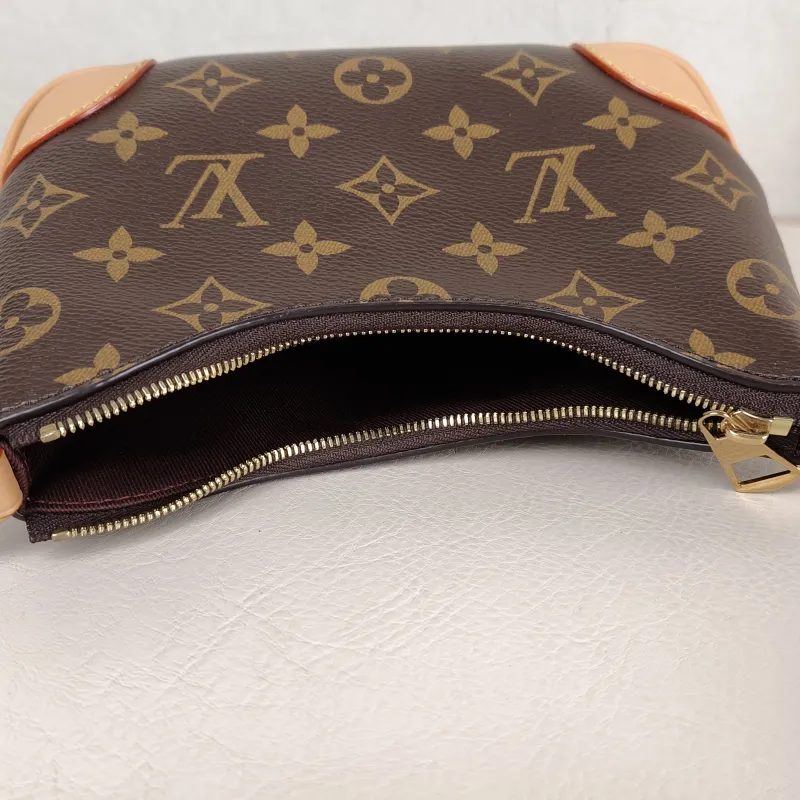 Louis Vuitton Crossbody Bag Boulogne PVC nano 19 × 8 × 13 cm Conditioned — detail view 9 of 12