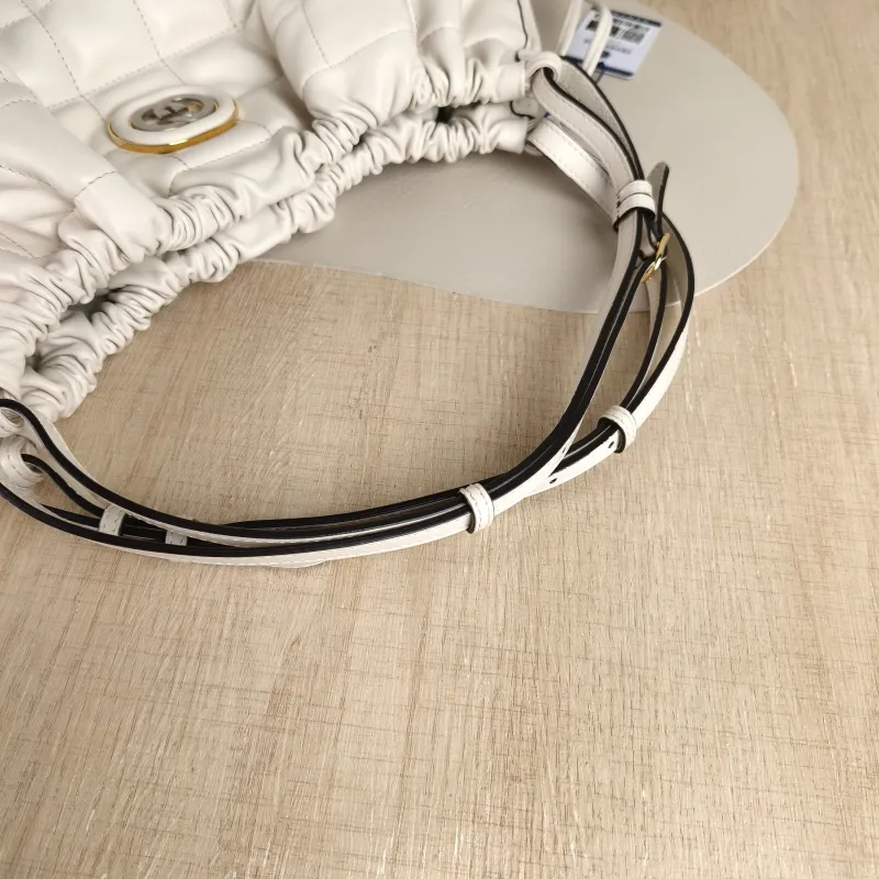 GUCCI Shoulder Bag Deco Tote Bag White Calfskin Large 53 × 8.5 × 32 cm — detail view 10 of 11