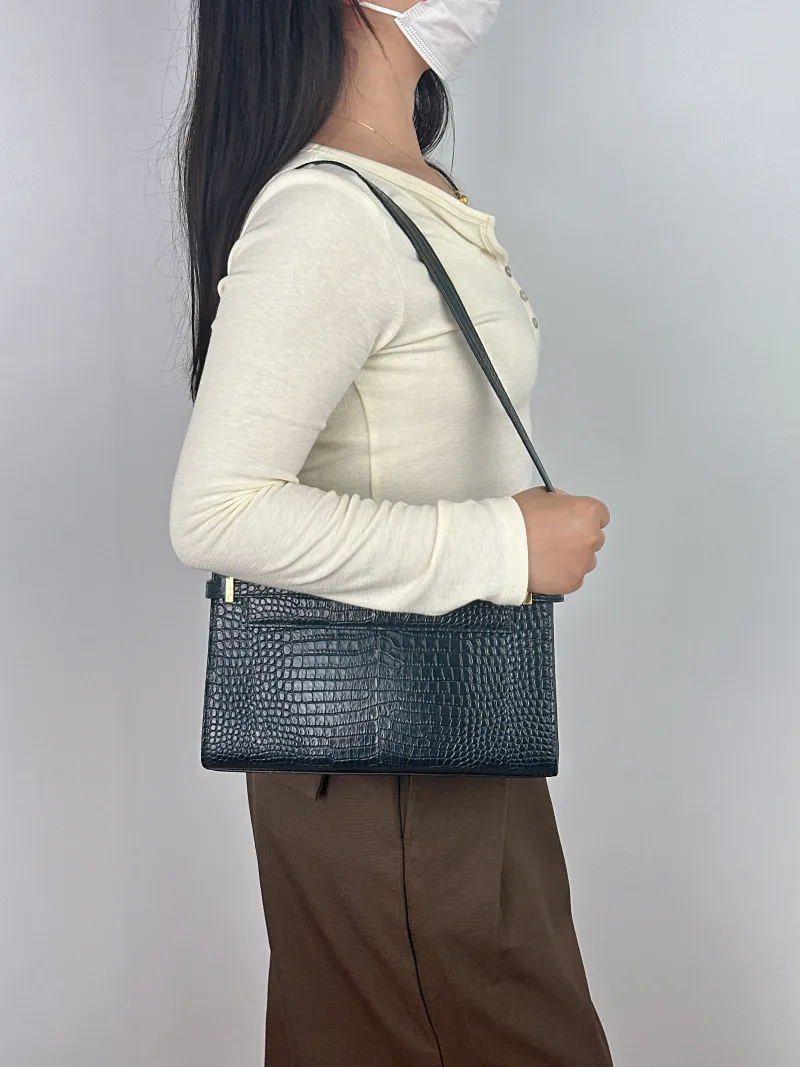 SAINT LAURENT Shoulder Bag MANHATTAN Green Calfskin Medium 29 × 7.5 × 20 cm — on-model view 1 of 2