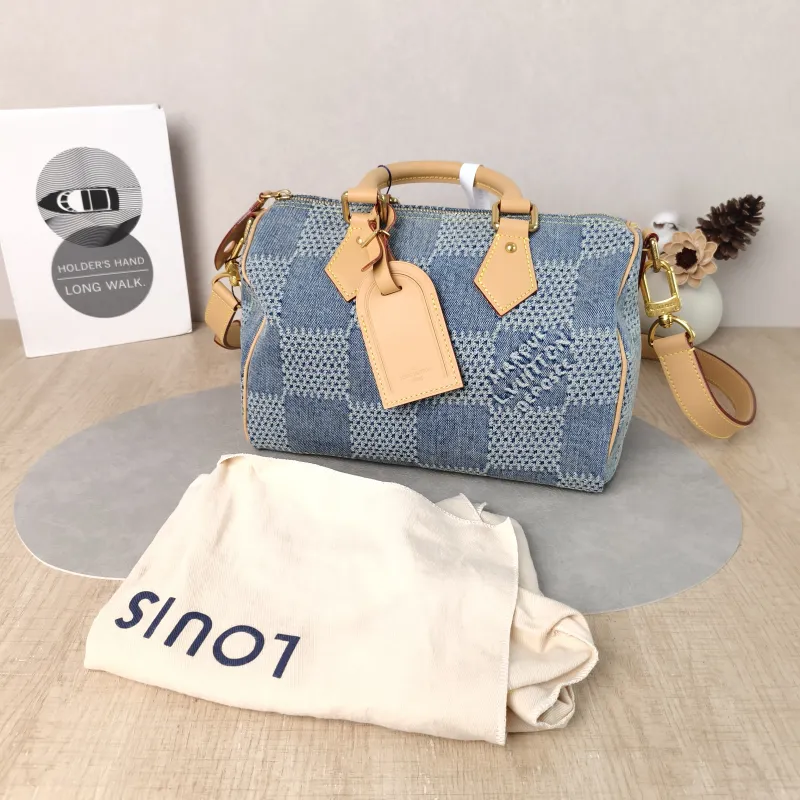 Louis Vuitton Crossbody Bag Speedy25 Medium 25 × 15 × 19 cm — cover view 5 of 6