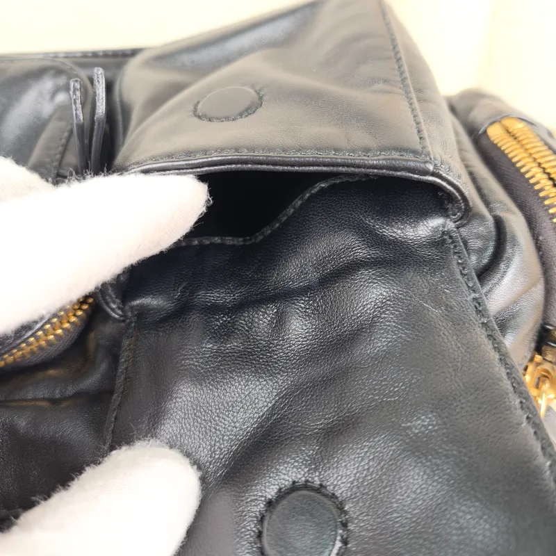 Miumiu Top Handle Bag Pocket Top Handle Bag Black Lambskin 32 × 12 × 13 cm — detail view 4 of 15